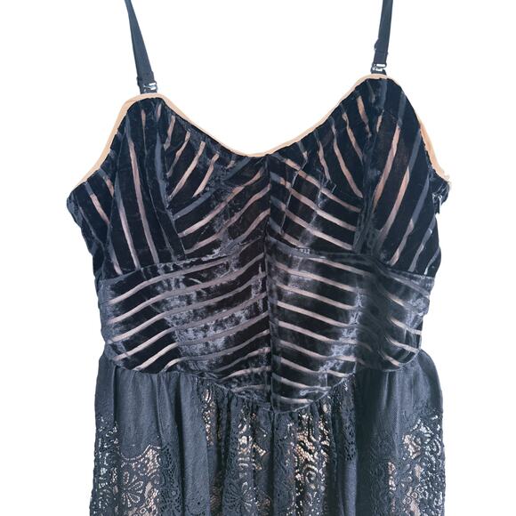 Free People Dark Fairy Velvet & Lace Midi Dress 6 Hi-Low Whimsigoth Goth Formal - Picture 5 of 11